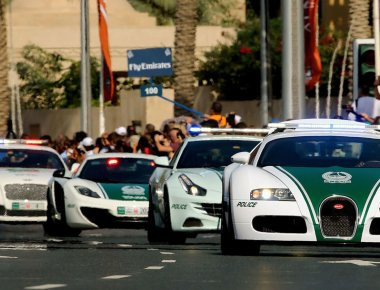 Πραγματικά Άμεση Δράση: Δείτε τα δέκα πιο γρήγορα περιπολικά στον κόσμο (βίντεο)